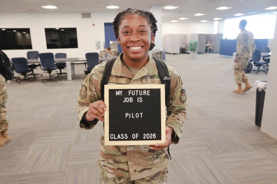 Fun Photos of the Class of 26!
